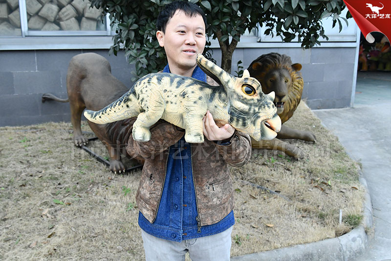 恐龍手偶，仿真小恐龍手偶